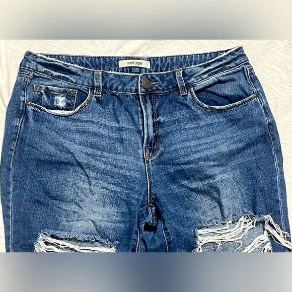 Refuge Women's Distressed Blue Jeans Size 10 - Picture 5 of 16